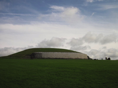 49 - Newgrange Passage Tomb, Brú-na-Bóinne